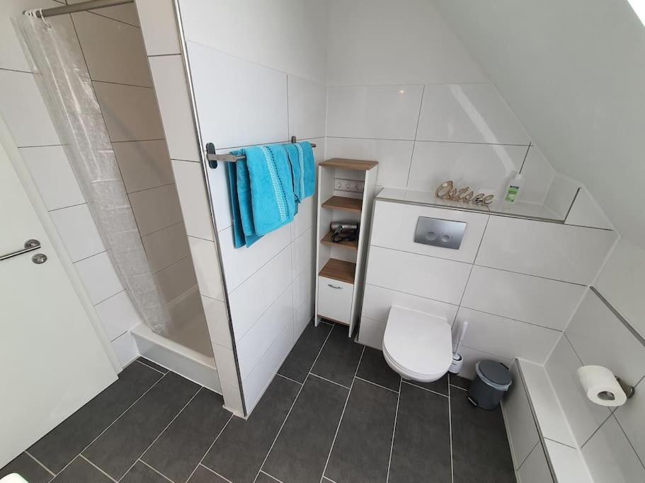 Kiel-Russee Familienwohnung, Lademoeglichkeit, Co2 Frei Exteriér fotografie
