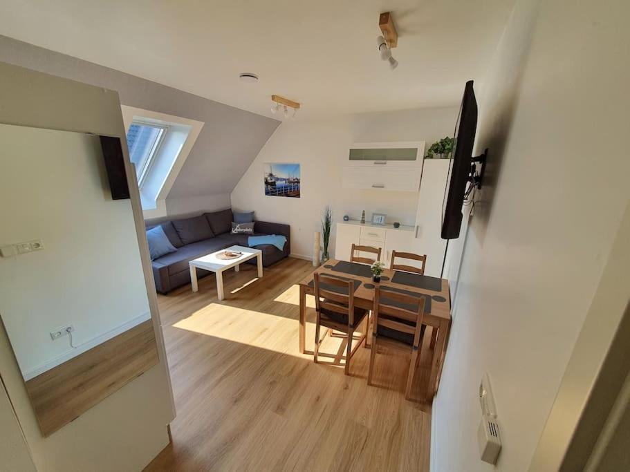 Kiel-Russee Familienwohnung, Lademoeglichkeit, Co2 Frei Exteriér fotografie